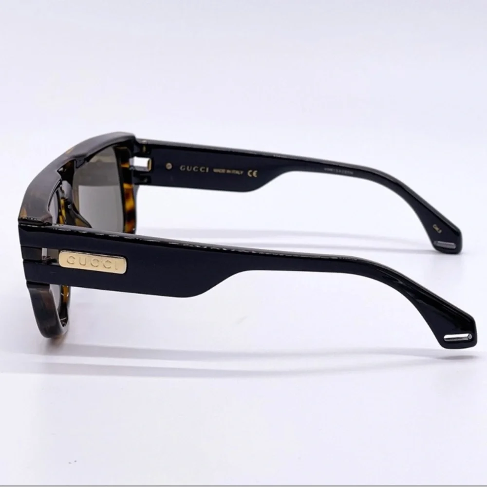 Authentic- New GUCCI SIlver Square Men's Sunglasses GG0664S 004 58